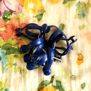 🔴Set of 12 Blue plastic shower curtain rings. One size.